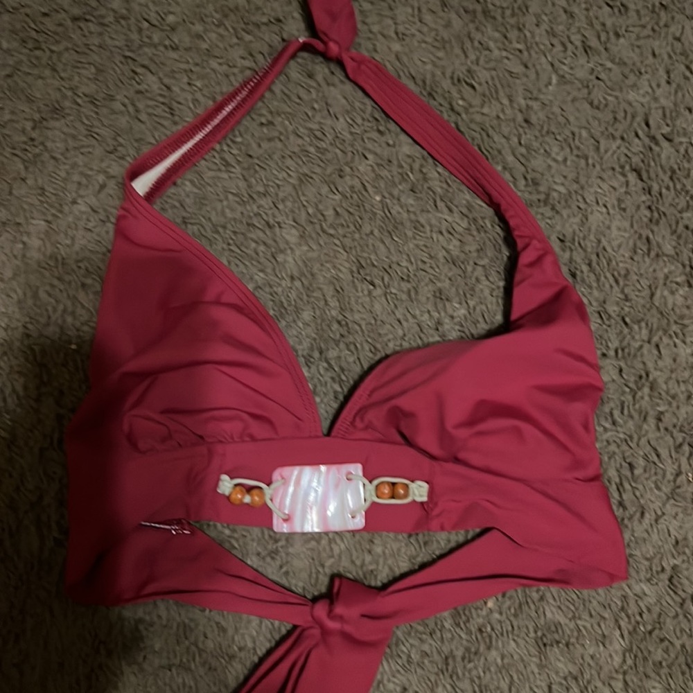 Maroon bikini - Picture 6 of 8